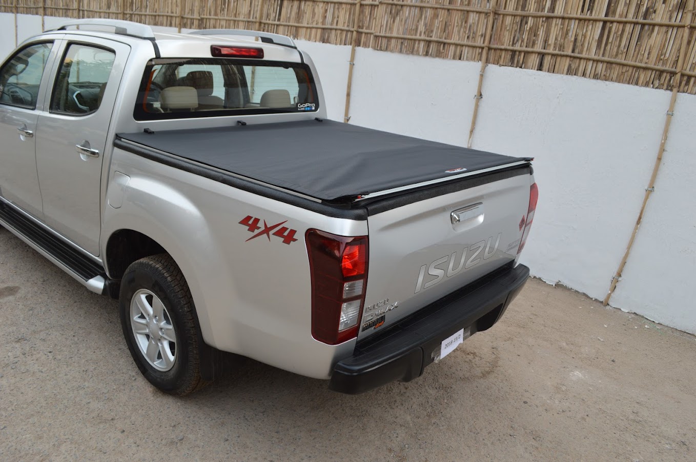 Buy CARRYBOY Soft Roll-Up Tonneau Cover for ISUZU DMAX