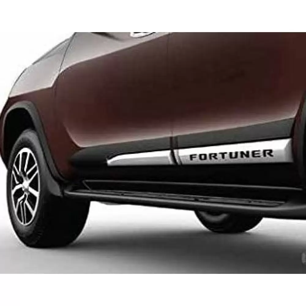 Toyota New Fortuner Door Side Cladding Set (Black & Silver)