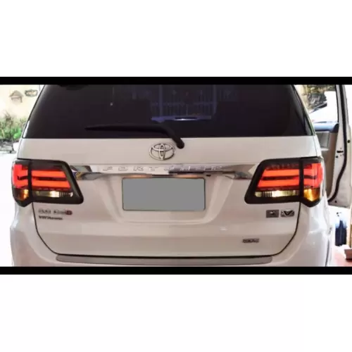 Toyota Fortuner Old 2009-2015 BMW Style Modified LED Tail Light